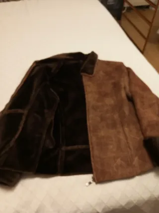 Chaquetón marrón con pelo interior