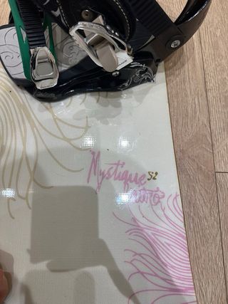 Nitro Mystique 152cm Snowboard con Fijaciones