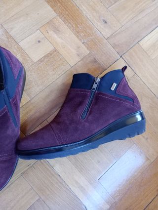 BOTINES DE ANTE CON CREMALLERA 40