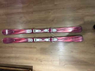 Esquís Salomon 161 cm con fijaciones