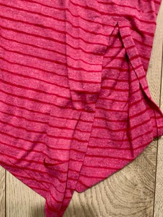 Camiseta deportiva Nike rayas S/M