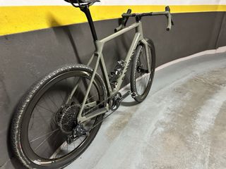 Bicicleta Gravel Canyon Grizl CF SL 7