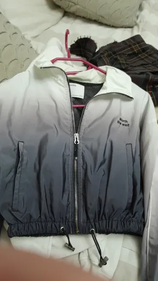 Chaqueta Cortavientos Bershka Ombré