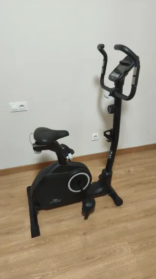 Bicicleta Estática Negra