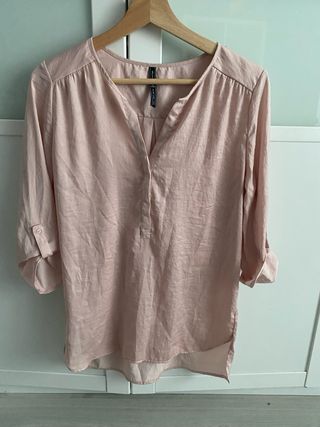 Blusa Stradivarius rosa palo talla S