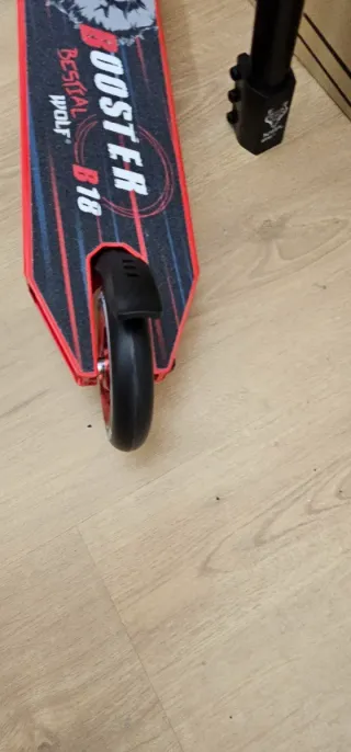 Patinete Bestial Wolf Booster B18 Rojo