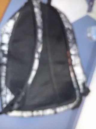 Mochila Anime Espaciosa