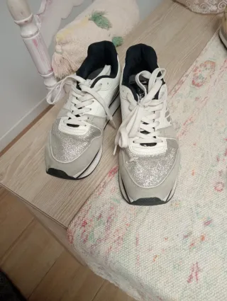 Zapatillas Armani Mujer Blancas y Plateadas