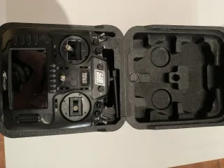 Emisora eachine TX16S