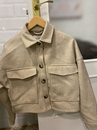 Chaqueta Stradivarius Beige Talla S