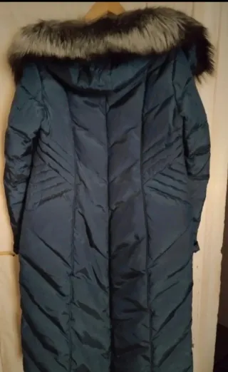 Talla L Abrigo de pluma natural