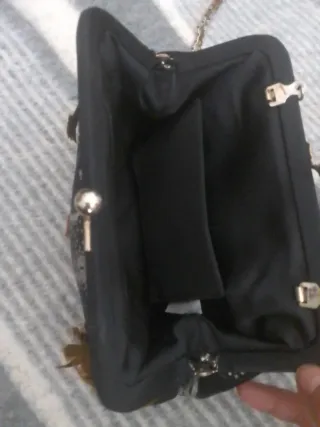 Bolso de fiesta negro con plateado