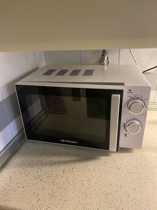 Microondas Orbegozo Blanco