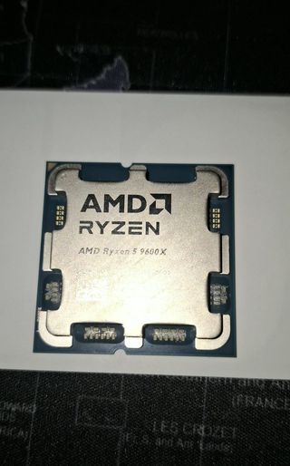 AMD Ryzen 5 9600X