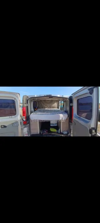 Furgoneta nissan primastar Camperizada