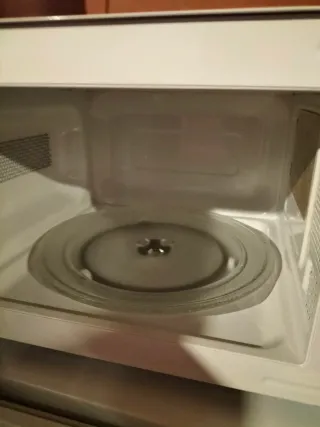 Microondas Cecotec 1 mes de uso