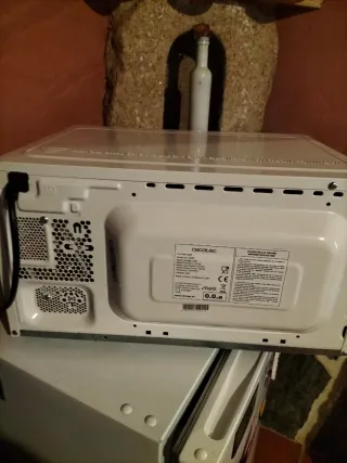 Microondas Cecotec 1 mes de uso