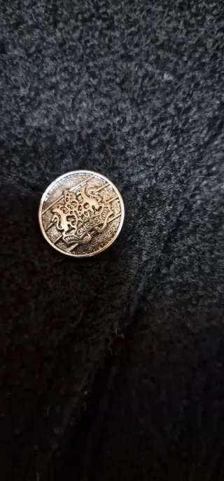 Abrigo Guess Militar Negro Talla XS