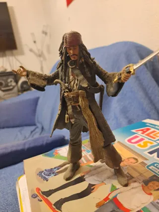 Muñeco Jack Sparrow Piratas del Caribe 18cm