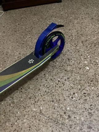 Patinete Tijuana azul y verde