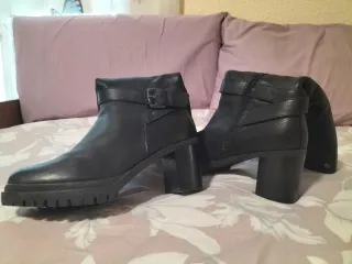 Stivali in pelle da donna Carmela taglia 38