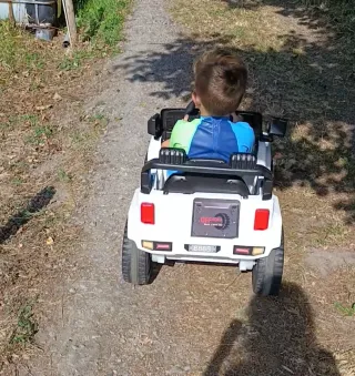Coche eléctrico infantil 3-8 años