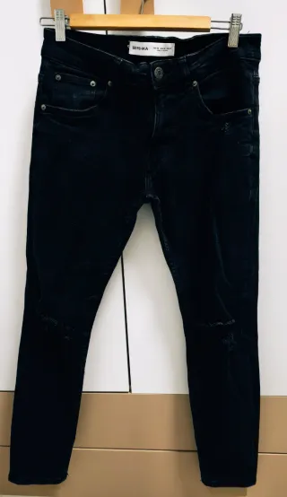 Pantalones vaqueros Bershka negros rotos