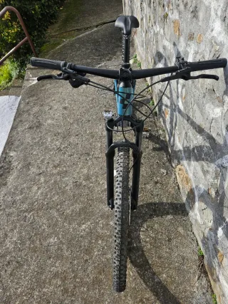 Bicicleta Cube Attention SL