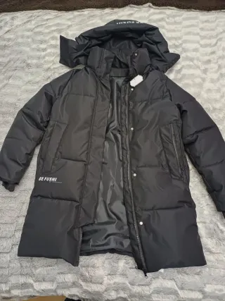 Abrigo BE FUSHI negro