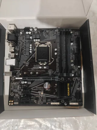 PLACA BASE GIGABYTE B460M DS3H