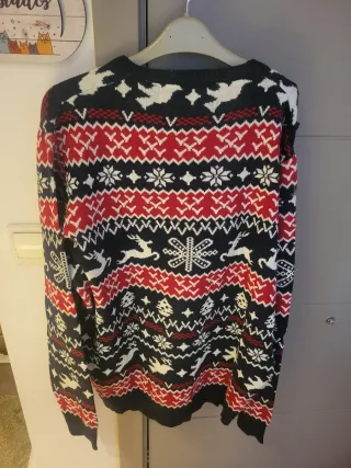 Jersey Navideño Reindeer & Snowflakes