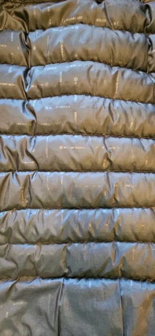 The North Face Summit Series Plumas Negro