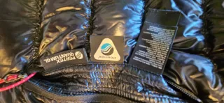 The North Face Summit Series Plumas Negro