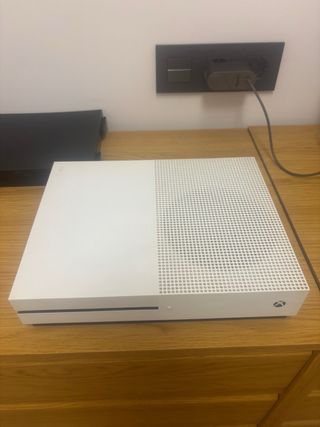 Xbox One S 1TB Bianca (senza controller)