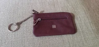 Cartera llavero de piel