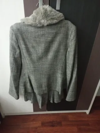 Conjunto Chaqueta y Falda Gris