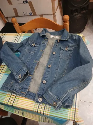 Conjunto de chaquetas vaqueras a 10 cada una