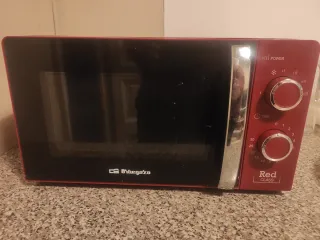 Microondas Orbegozo Rojo