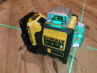 Nivel Láser DeWalt 12 Líneas 360°