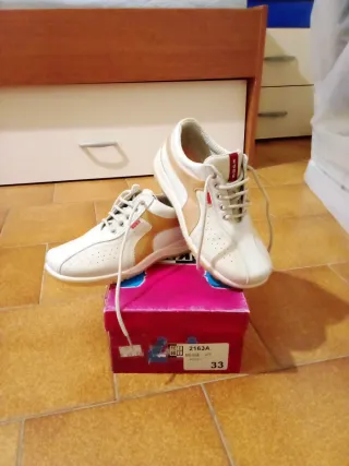 Scarpe bimbi beige n. 33