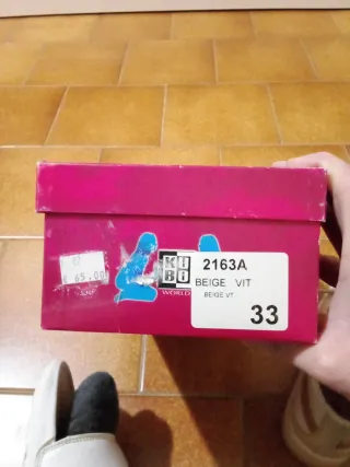 Scarpe bimbi beige n. 33