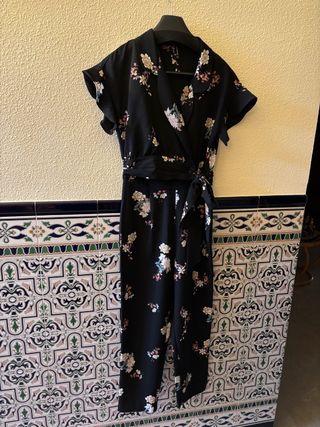 Mono negro estampado floral