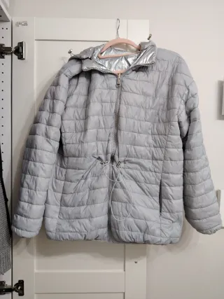 Abrigo ligero plateado