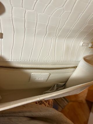 Bolso blanco efecto piel cocodrilo