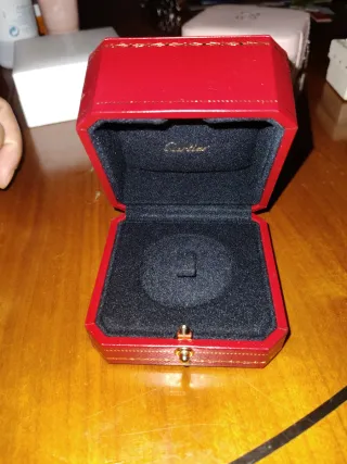 Caja Cartier para Anillo color Roja original