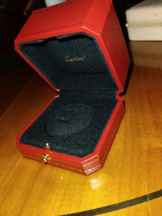 Caja Cartier para Anillo color Roja original