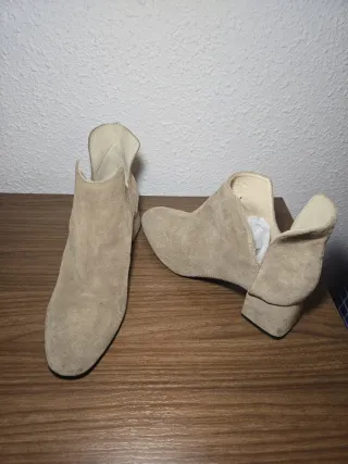 Stivali Beige Taglia 39 Donna