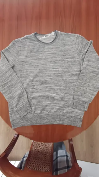 Jersey Calvin Klein - UNISEX - TALLA M