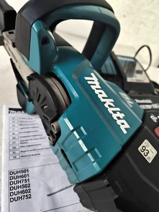 Cortasetos MAKITA DUH601Z 18V 60CM + 2 BATERIA