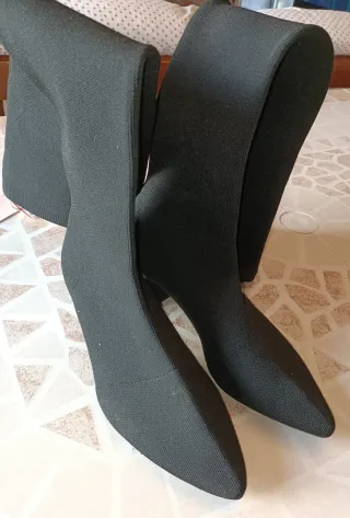 Botas calcetín tacón plateado talla 39